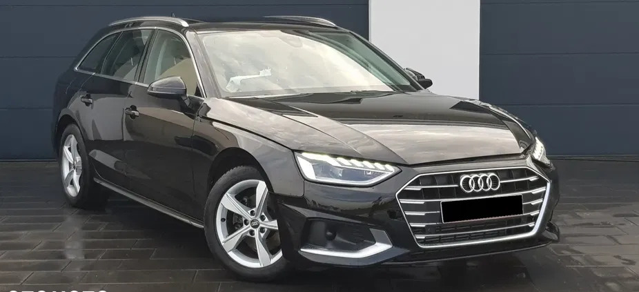 audi a4 Audi A4 cena 59900 przebieg: 31000, rok produkcji 2021 z Poznań